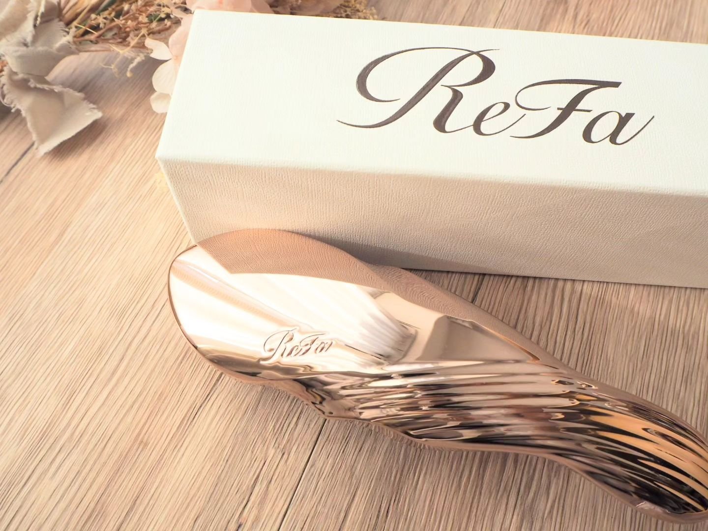 イオンケアブラシプレミアム/ReFa/スカルプブラシを使ったクチコミ（2枚目）