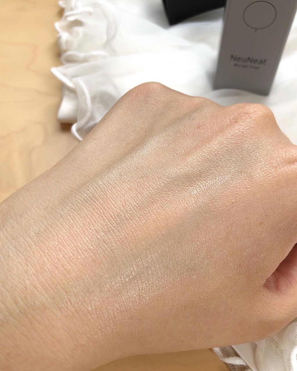 ð¥ð¢ð¬ð.ðððð çŸå®¹ã©ã€ã¿ãŒ on LIPS ãNeuNeatãã¥ãŒããŒãå€çšä¹³æ¶²ä¿æ¹¿ããªããèãããã¥ã©ã«ã«..ãïŒ3æç®ïŒ