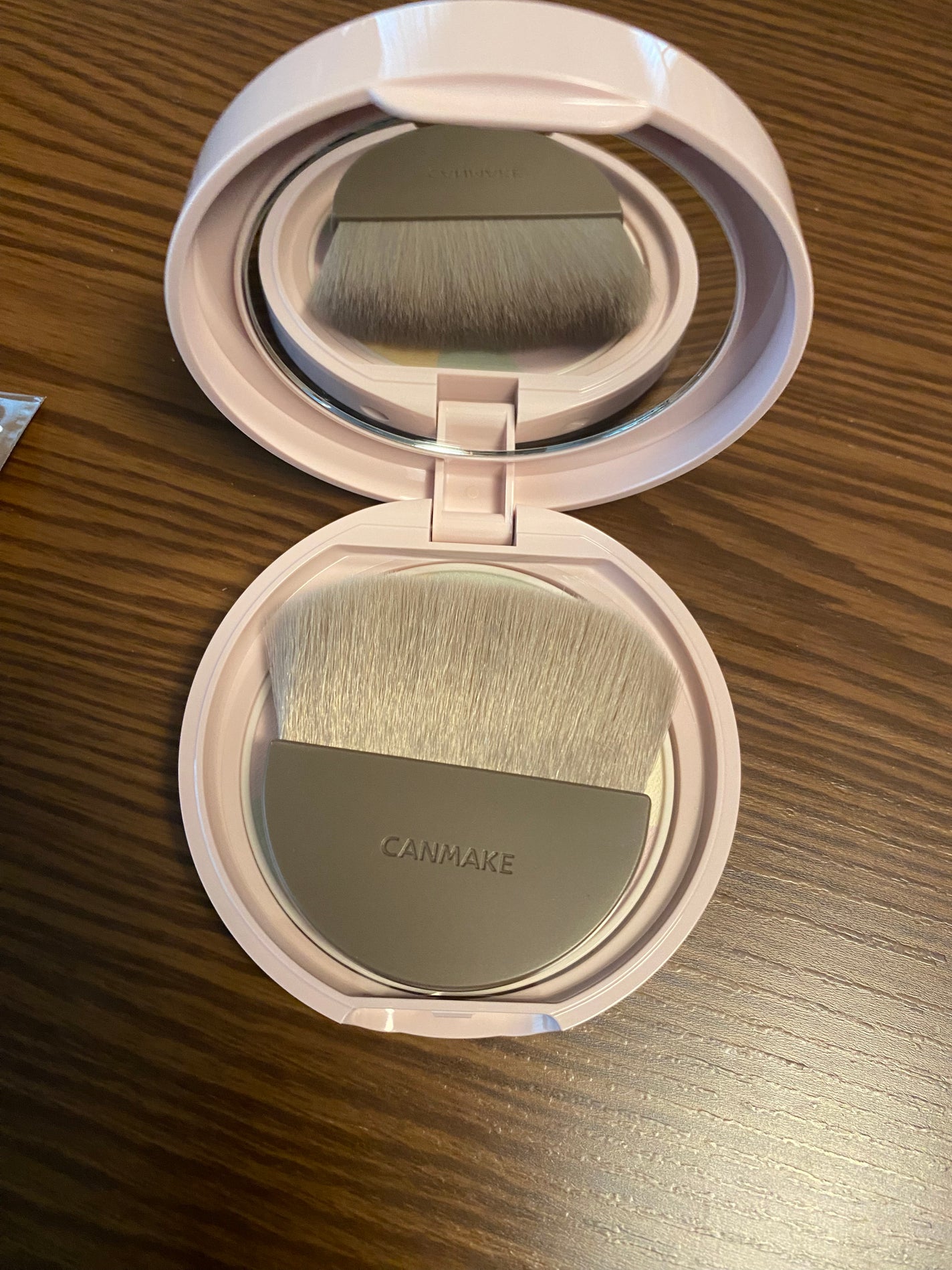 マシュマロフィニッシュパウダー ~Abloom~/キャンメイク/プレストパウダーを使ったクチコミ(4枚目)