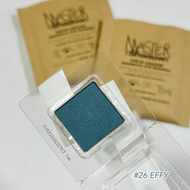 ONE BY GENUINE MAGNETIC EYE SHADOW/tooq/パウダーアイシャドウを使ったクチコミ（2枚目）