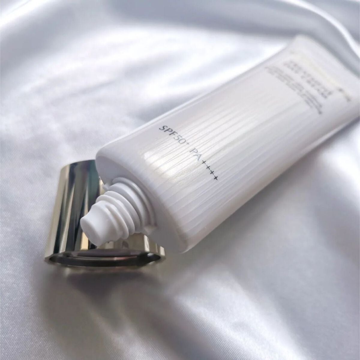 トリートメント デイ クリーム/COVERMARK/日焼け止めクリームを使ったクチコミ(2枚目)