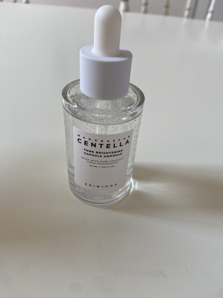 トーンブライトニング カプセルアンプル/SKIN1004/美容液を使ったクチコミ（3枚目）