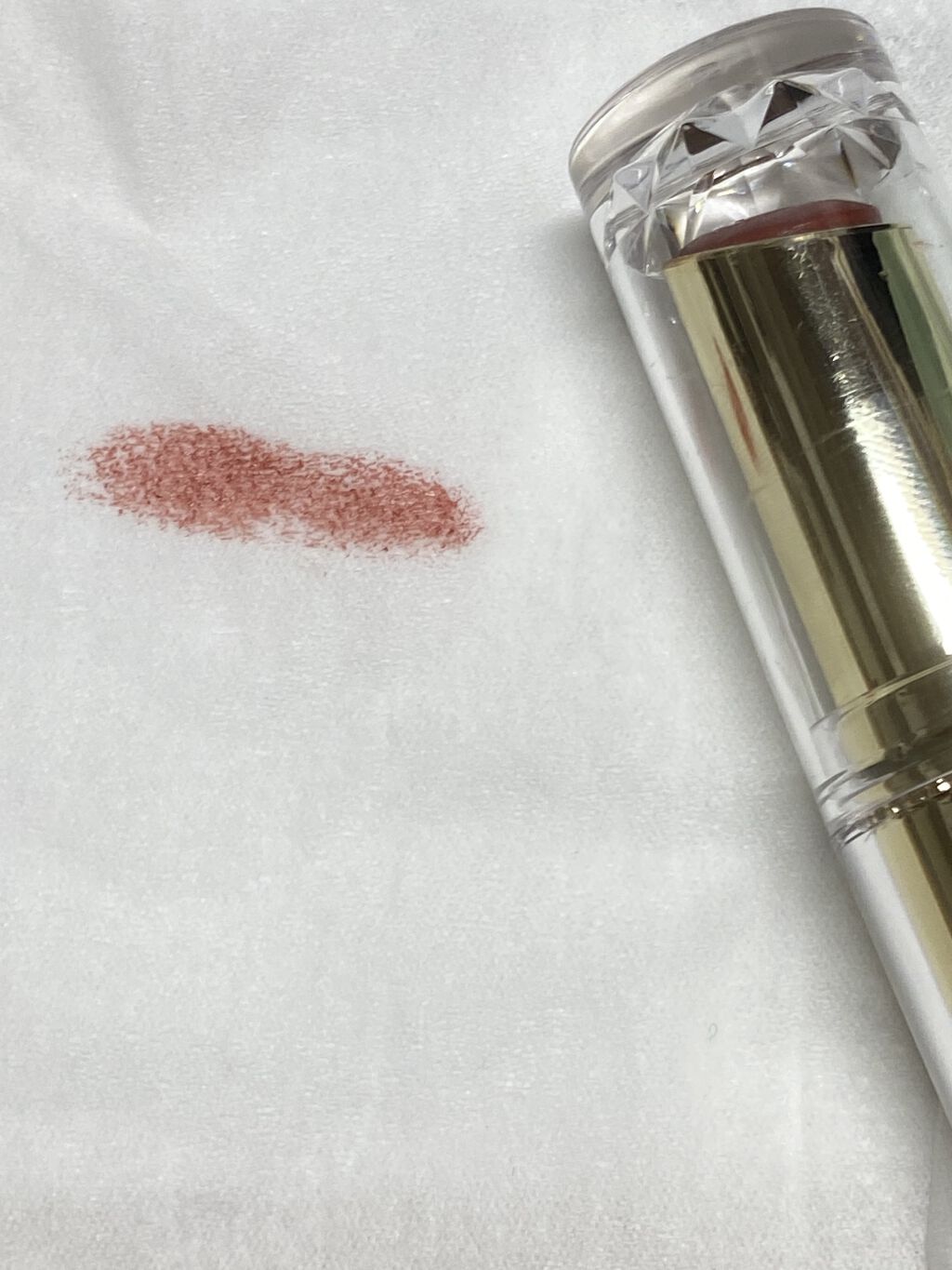 ラスティンググロスリップ/CEZANNE/口紅を使ったクチコミ（2枚目）