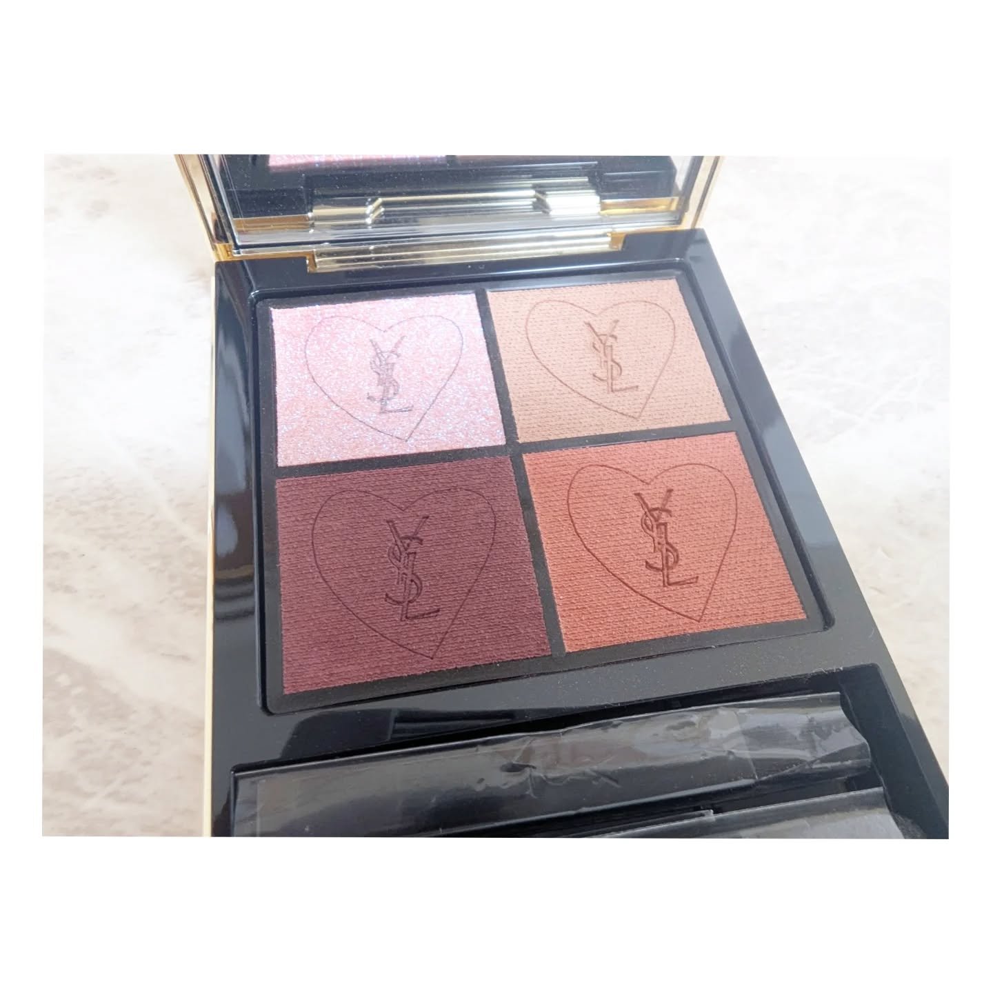 クチュール ミニ クラッチ/YVES SAINT LAURENT BEAUTE/アイシャドウパレットを使ったクチコミ（2枚目）