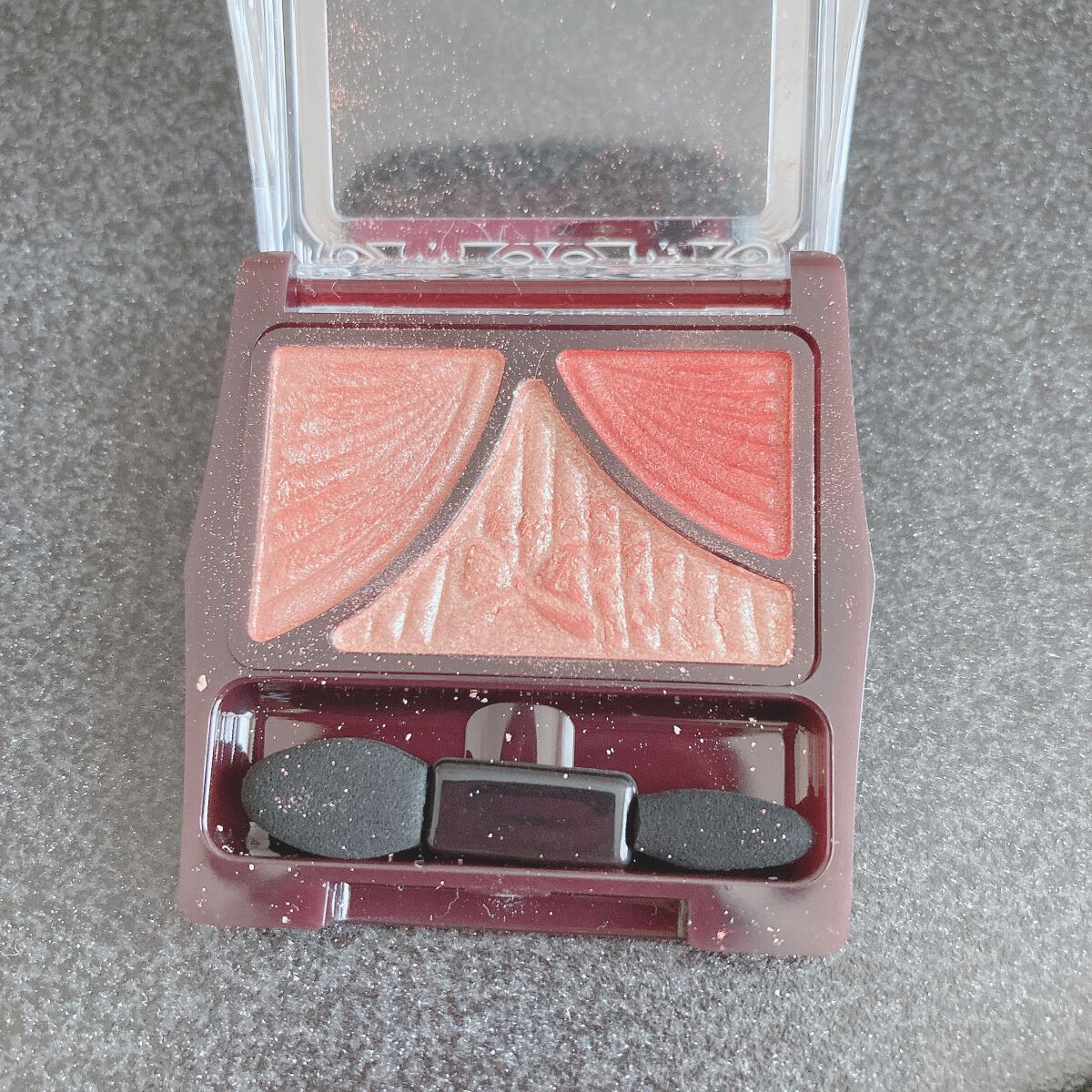 ジューシーピュアアイズ/キャンメイク/アイシャドウパレットを使ったクチコミ（3枚目）