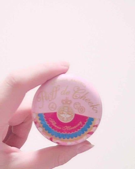 パフ・デ・チーク(フラワーハーモニー)/MAJOLICA MAJORCA/パウダーチークを使ったクチコミ(1枚目)