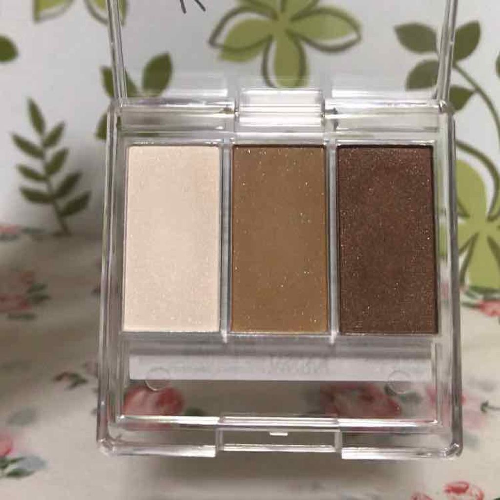 カンコレアイシャドウ/DAISO/アイシャドウパレットを使ったクチコミ（2枚目）