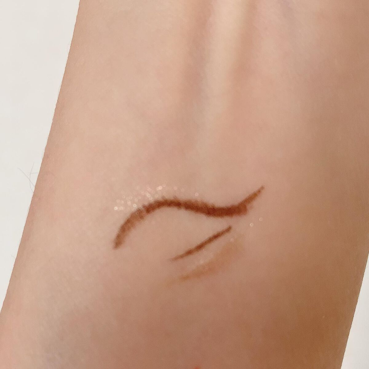 エーメイク グリッタースティック/A/mAke/グリッターを使ったクチコミ(3枚目)