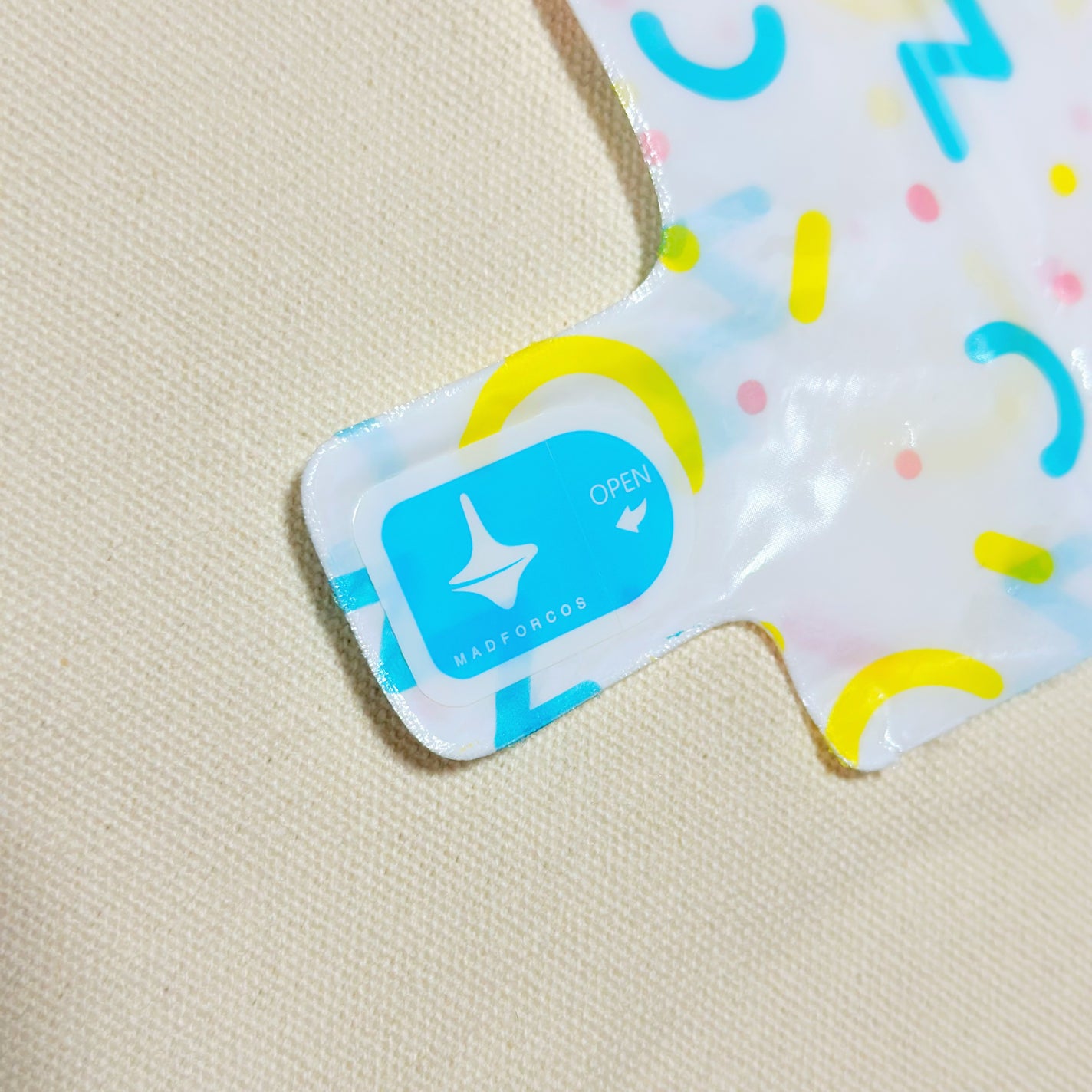 シルキーココナッツオイルフットマスク /MADFORCOS/レッグ・フットケアを使ったクチコミ(8枚目)