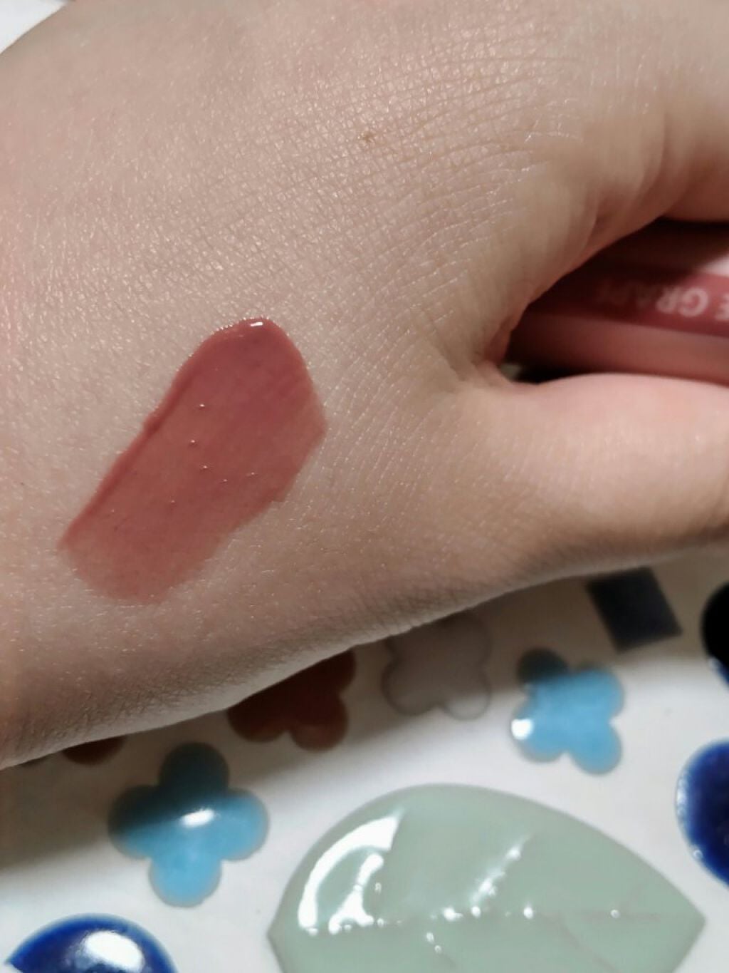 ジューシーラスティングティント/rom&nd/リップティントを使ったクチコミ(2枚目)