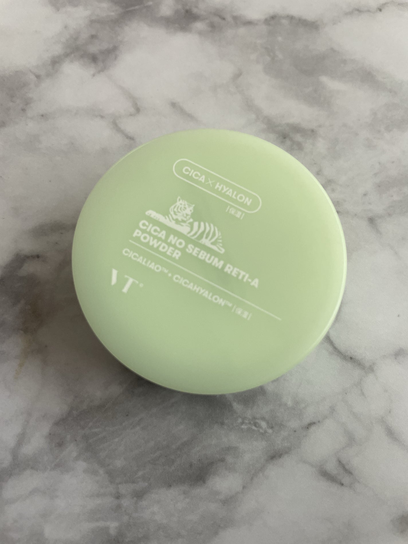 CICA ノーセバムレチAパウダー/VT/ルースパウダーを使ったクチコミ(3枚目)
