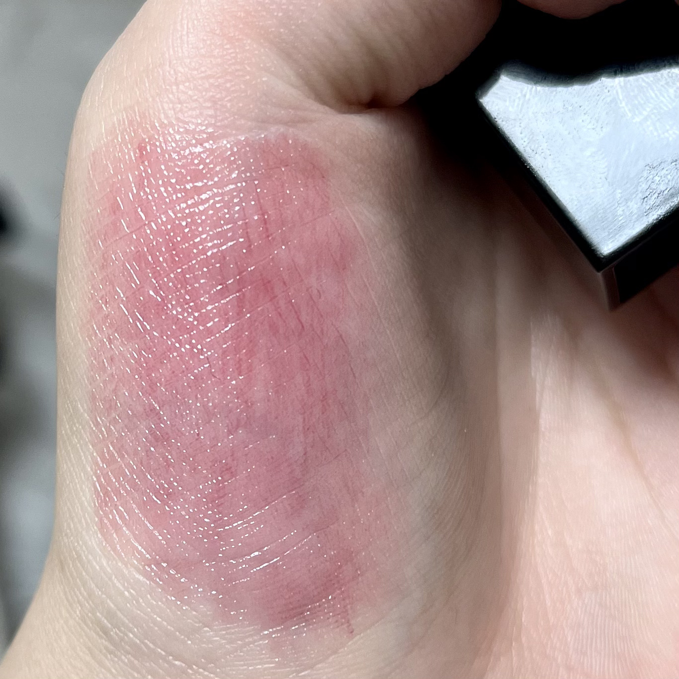 ケイト リップモンスター 107 紅折り紙の願い(限定色)/KATE/口紅を使ったクチコミ（2枚目）