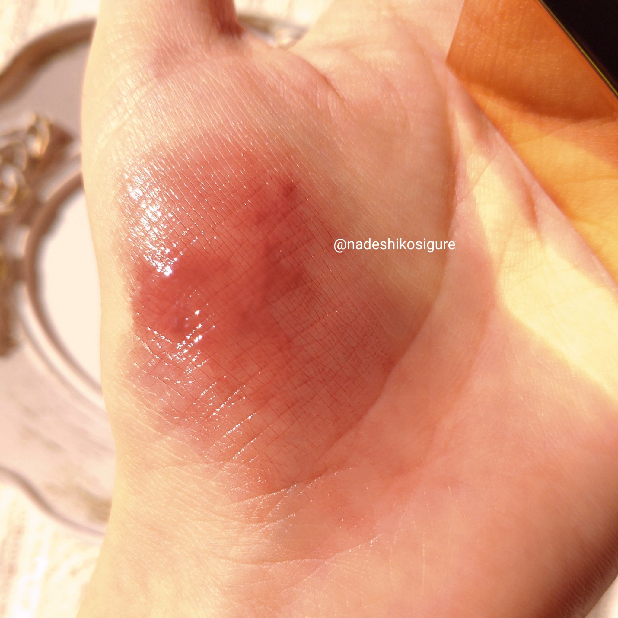  アフターグロー　リキッドブラッシュ/NARS/リキッドチークを使ったクチコミ（2枚目）