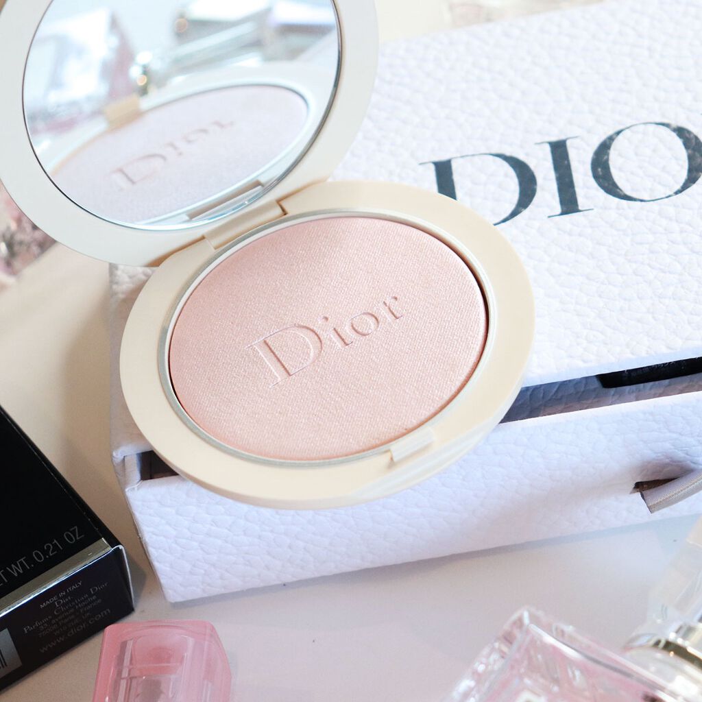 Christian Dior プレストパウダー 2024年春新作プレストパウダー】ディオールスキン