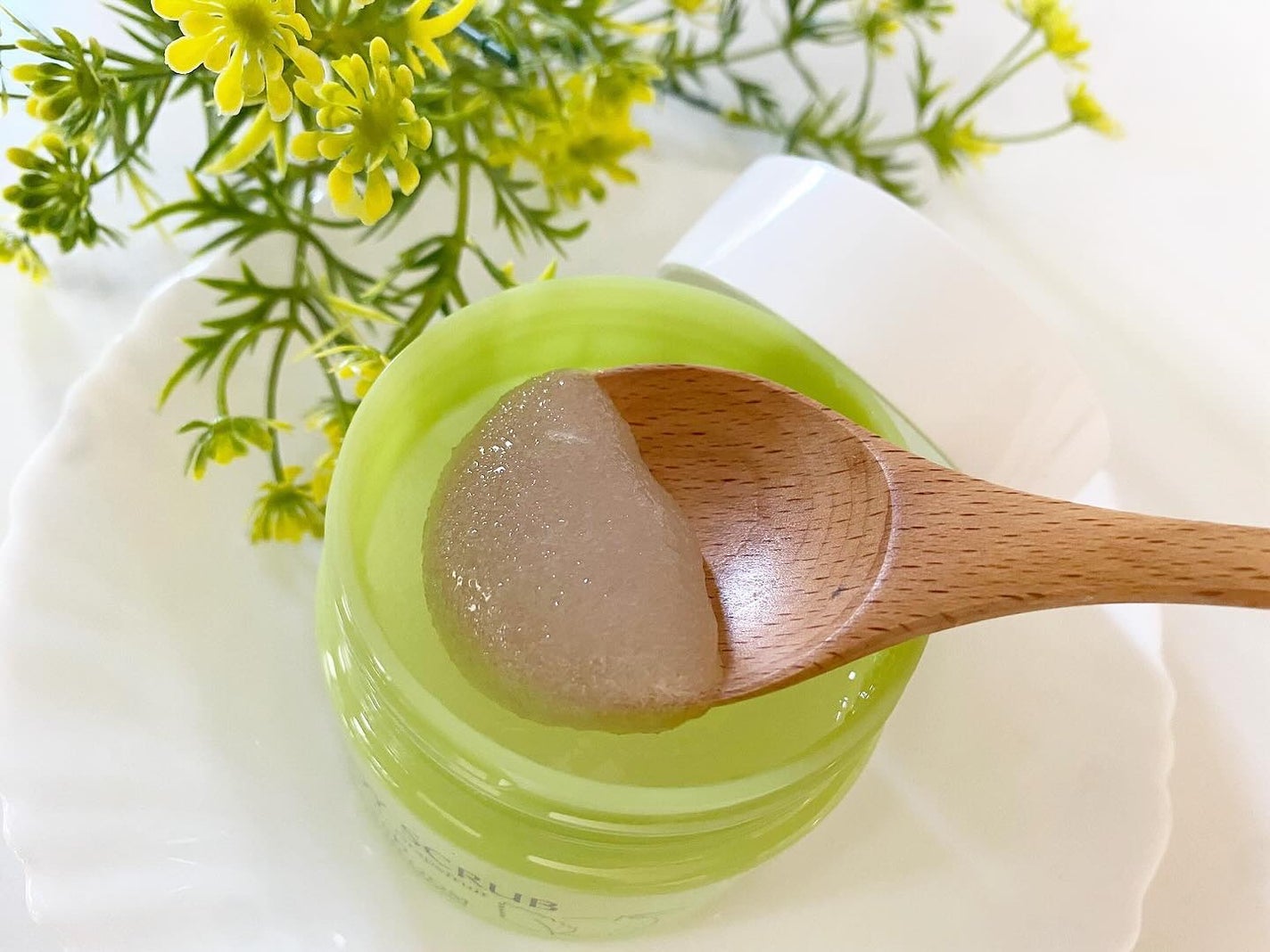 sarichan1219 on LIPS 「Amazonでも話題!!アロマ専門店アロマブルームが開発した、..」(1枚目)