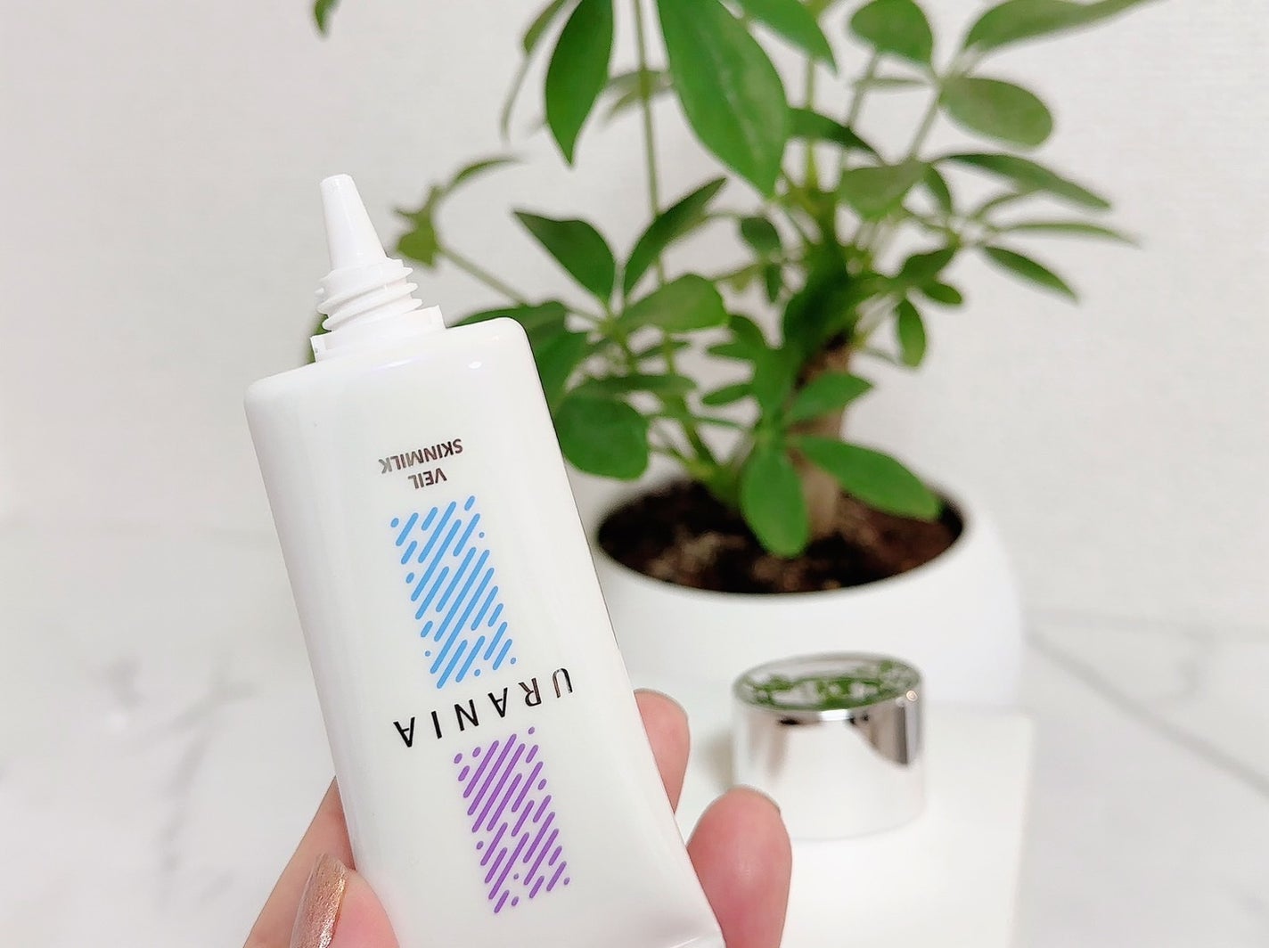 URANIA VEIL SKINMILK/URANIA/乳液を使ったクチコミ(2枚目)