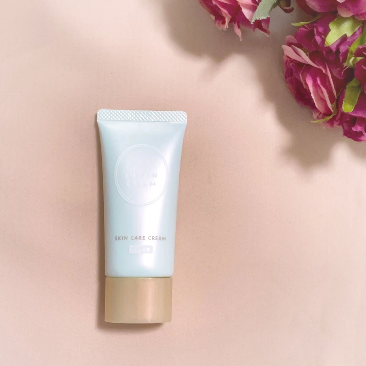 すっぴんクリームC ホワイトフローラルブーケの香り/クラブ/化粧下地を使ったクチコミ(1枚目)