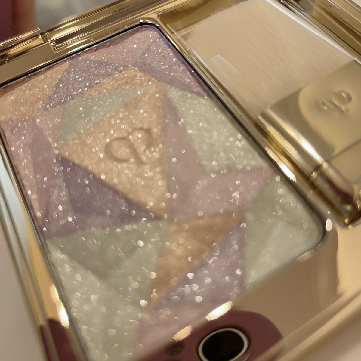 限定色レビュー】ル・レオスールデクラ ｜クレ・ド・ポー ボーテの