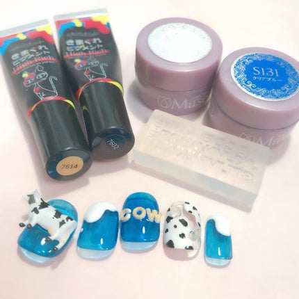 なかやまちえこ on LIPS 「牛さん🐄⠀⠀365日ネイル101日め⠀⠀牛はAmazonで買っ..」(2枚目)