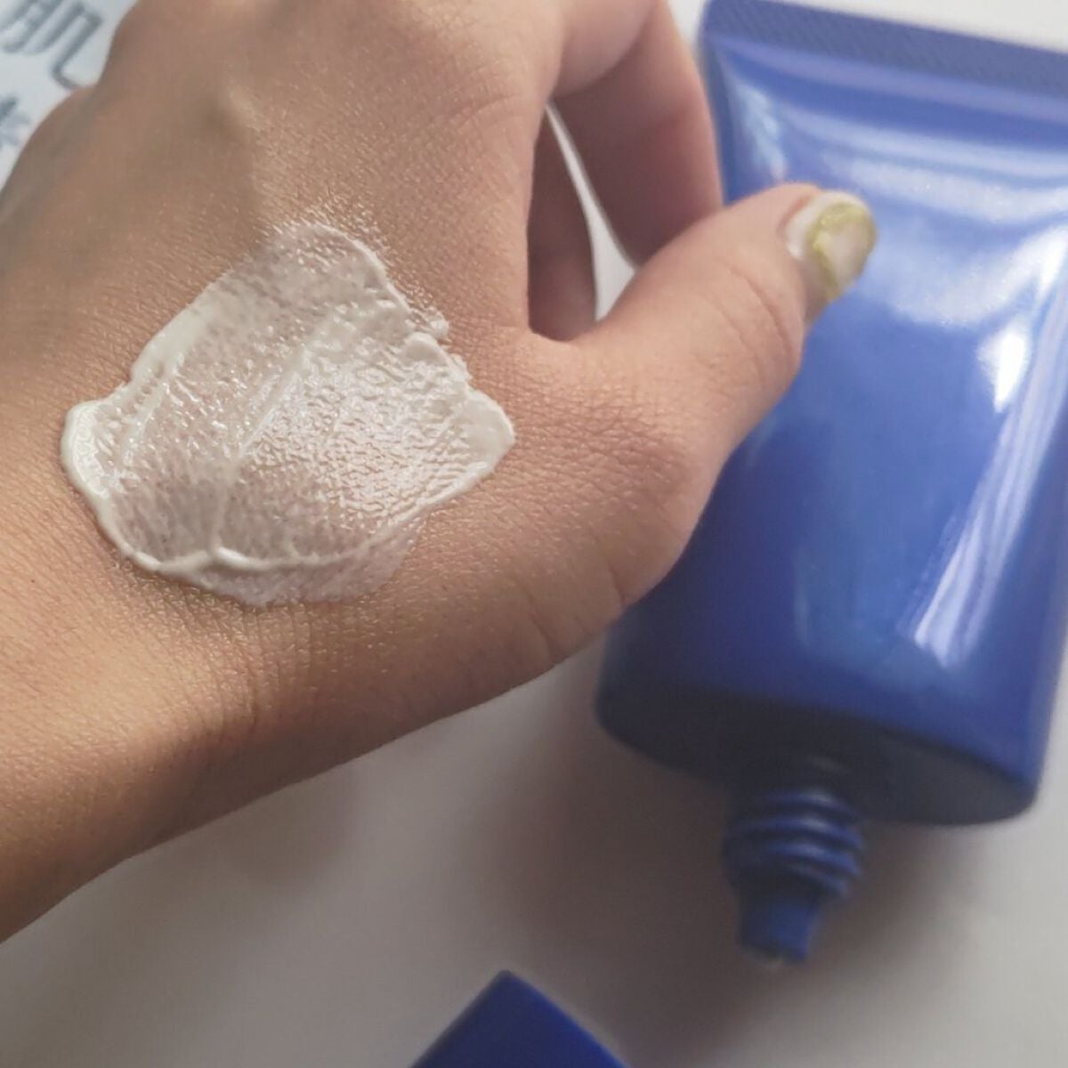 クリアウェルネス UVエッセンスジェル/雪肌精/日焼け止めジェルを使ったクチコミ(2枚目)