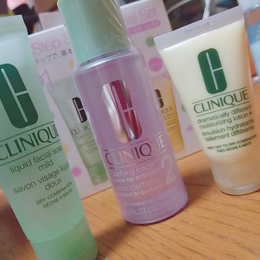 CLINIQUE 3ステップ スキンケア トライアル セットのクチコミ「日頃のストレスを散財してお金もストレスも吹き飛ばそうと、、、

デパコス巡りしてきました〜〜
.....」（1枚目）