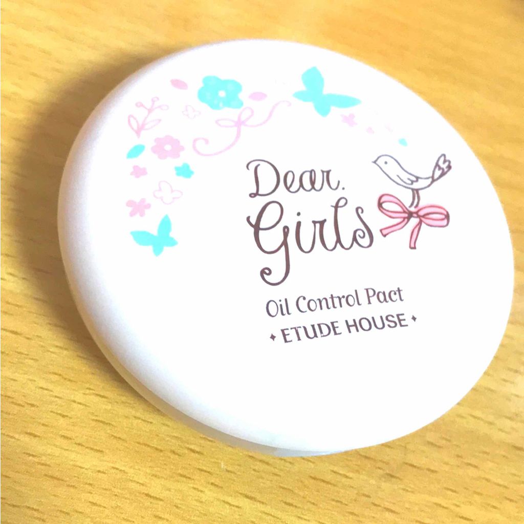 ディア ガールズ オイルコントロール パクト/ETUDE/プレストパウダーを使ったクチコミ（1枚目）