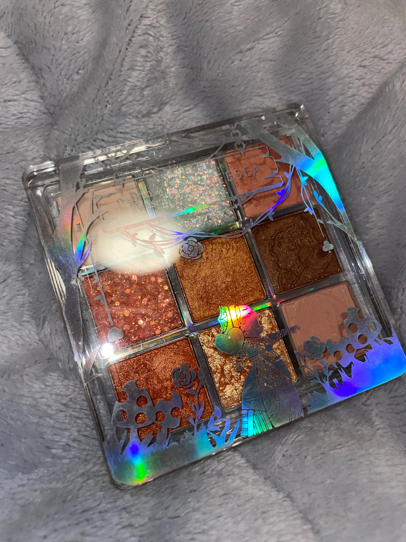 クォーツ 9色アイシャドウパレット(ドリームランドアイシャドウ)/ZEESEA/アイシャドウパレットを使ったクチコミ(1枚目)