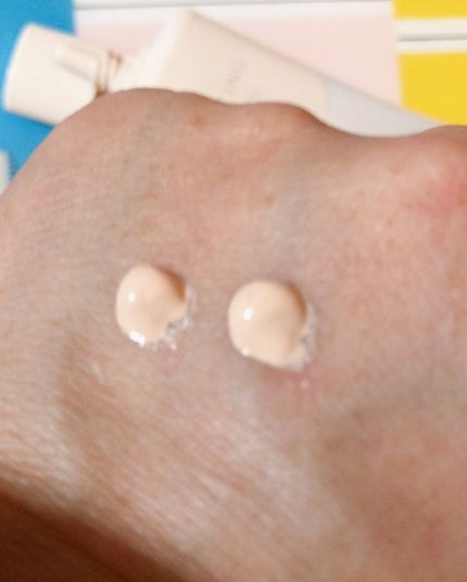 エリクシール ルフレ バランシング おしろいミルク C/エリクシール/乳液を使ったクチコミ(3枚目)