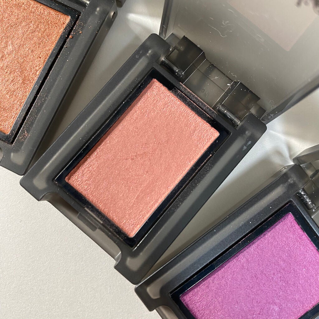 セルヴォーク ヴォランタリー アイズ/Celvoke/単色アイシャドウを使ったクチコミ(3枚目)