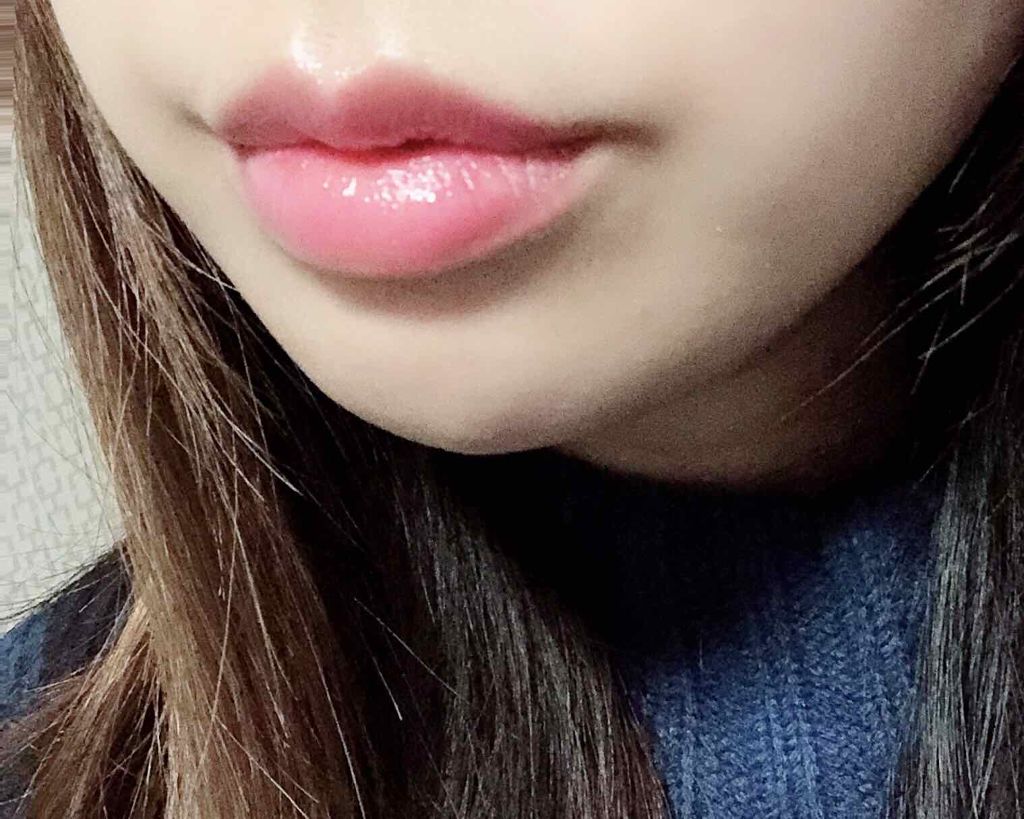 ラスティンググロスリップ/CEZANNE/口紅を使ったクチコミ（3枚目）