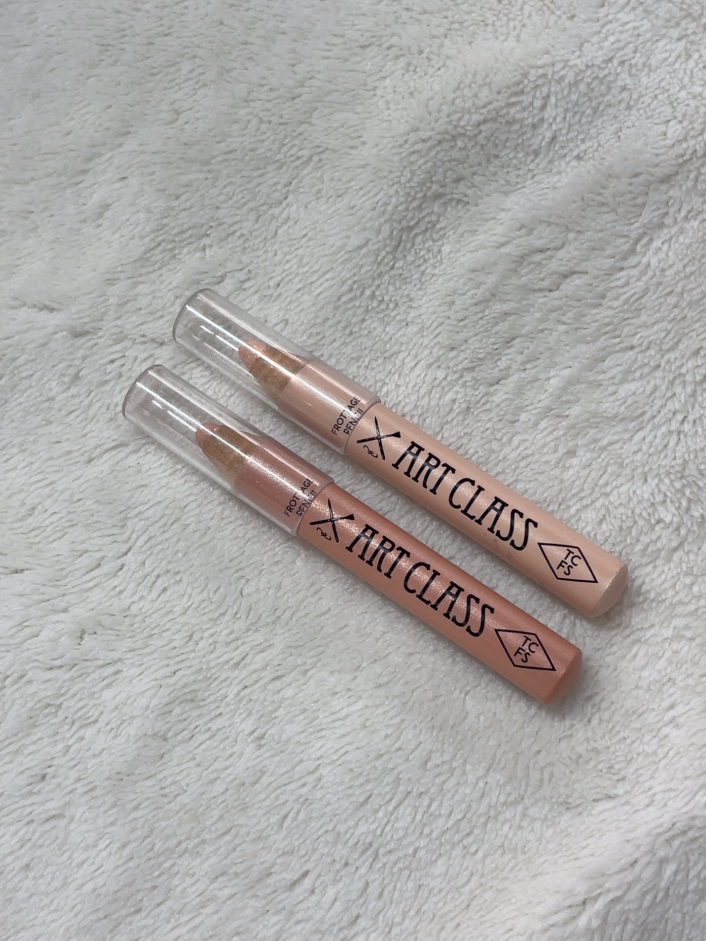 アートクラス フロッタージュペンシル/too cool for school/スティックアイシャドウを使ったクチコミ(1枚目)