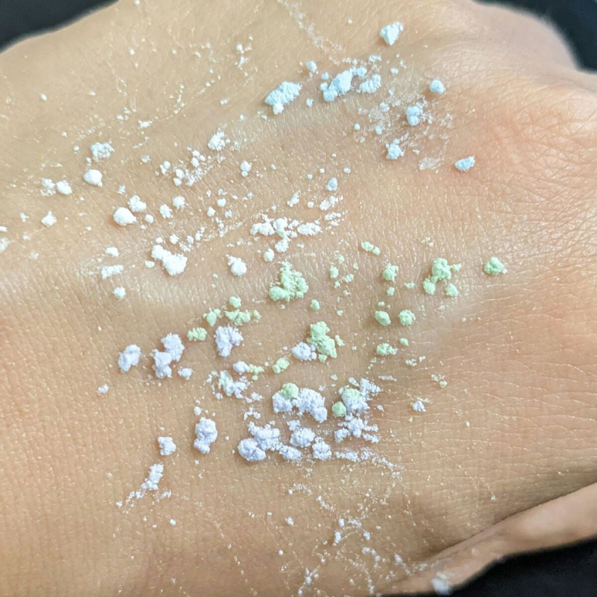 プリズム・リーブル/GIVENCHY/ルースパウダーを使ったクチコミ(3枚目)