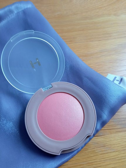 トゥルーディメンショングロウチーク/hince/パウダーチークを使ったクチコミ(1枚目)