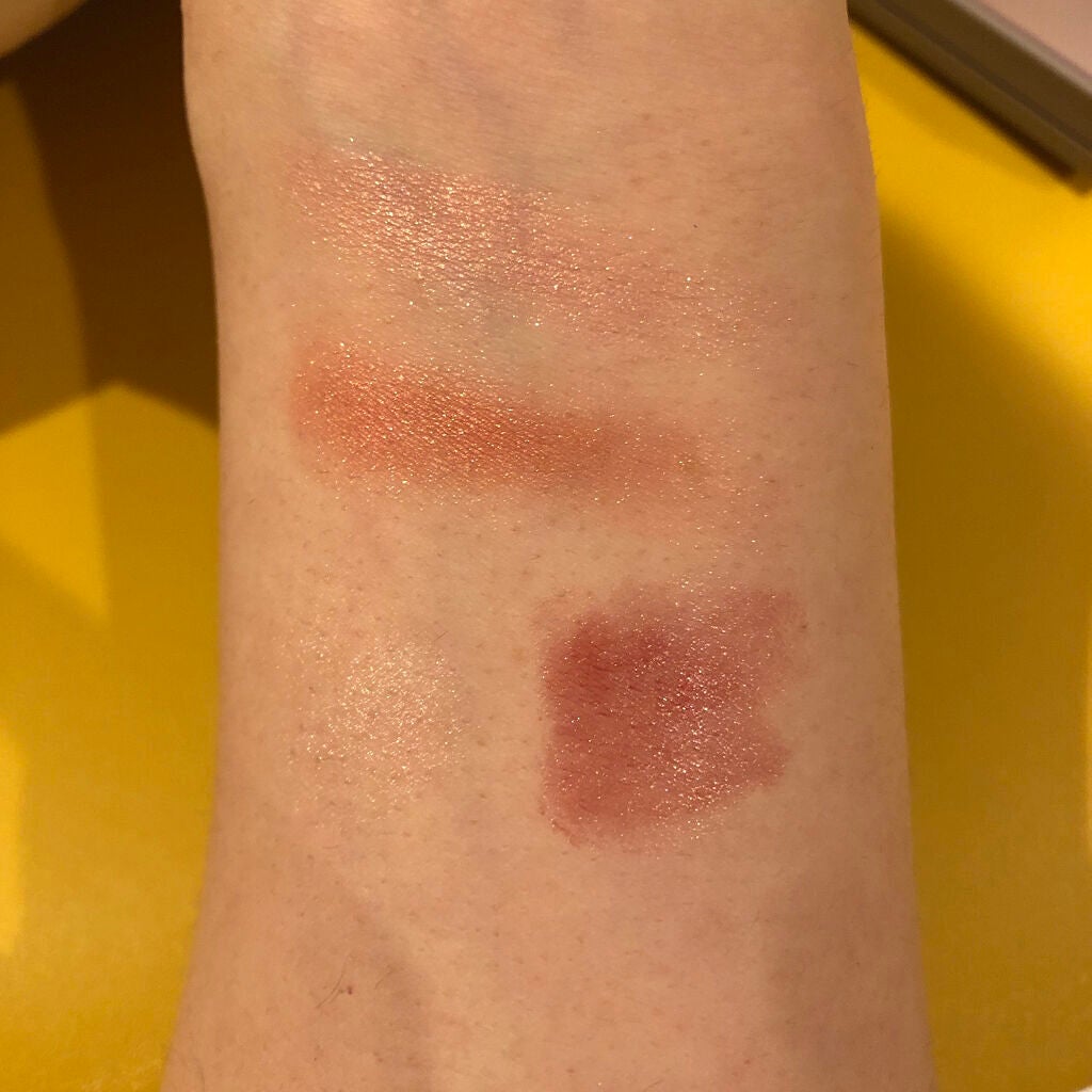 グローフリーダムパレットライジング/THREE/クリームハイライトを使ったクチコミ(3枚目)