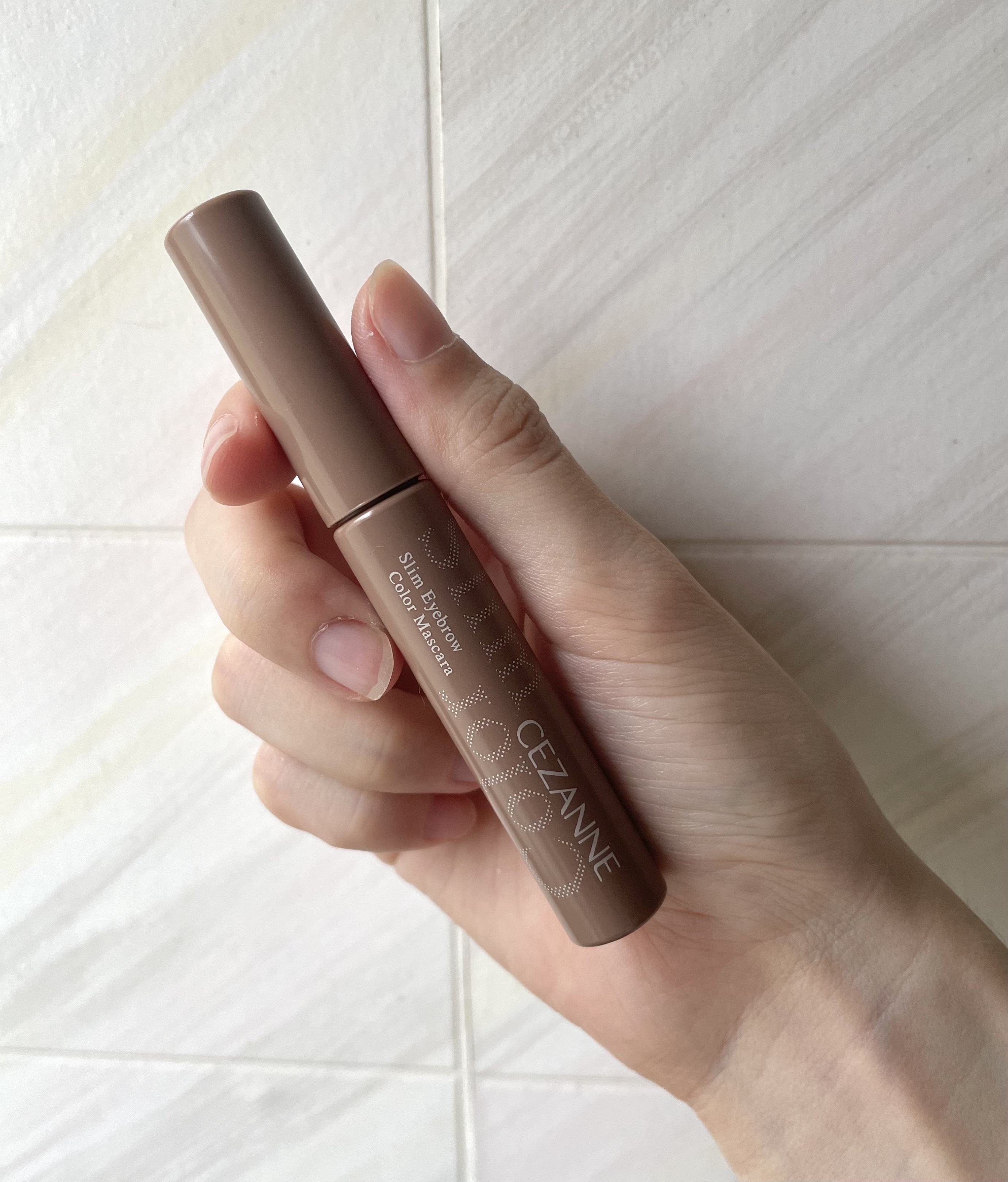 極細アイブロウマスカラ C4 ソフトグレージュ/CEZANNE/眉マスカラを使ったクチコミ（1枚目）