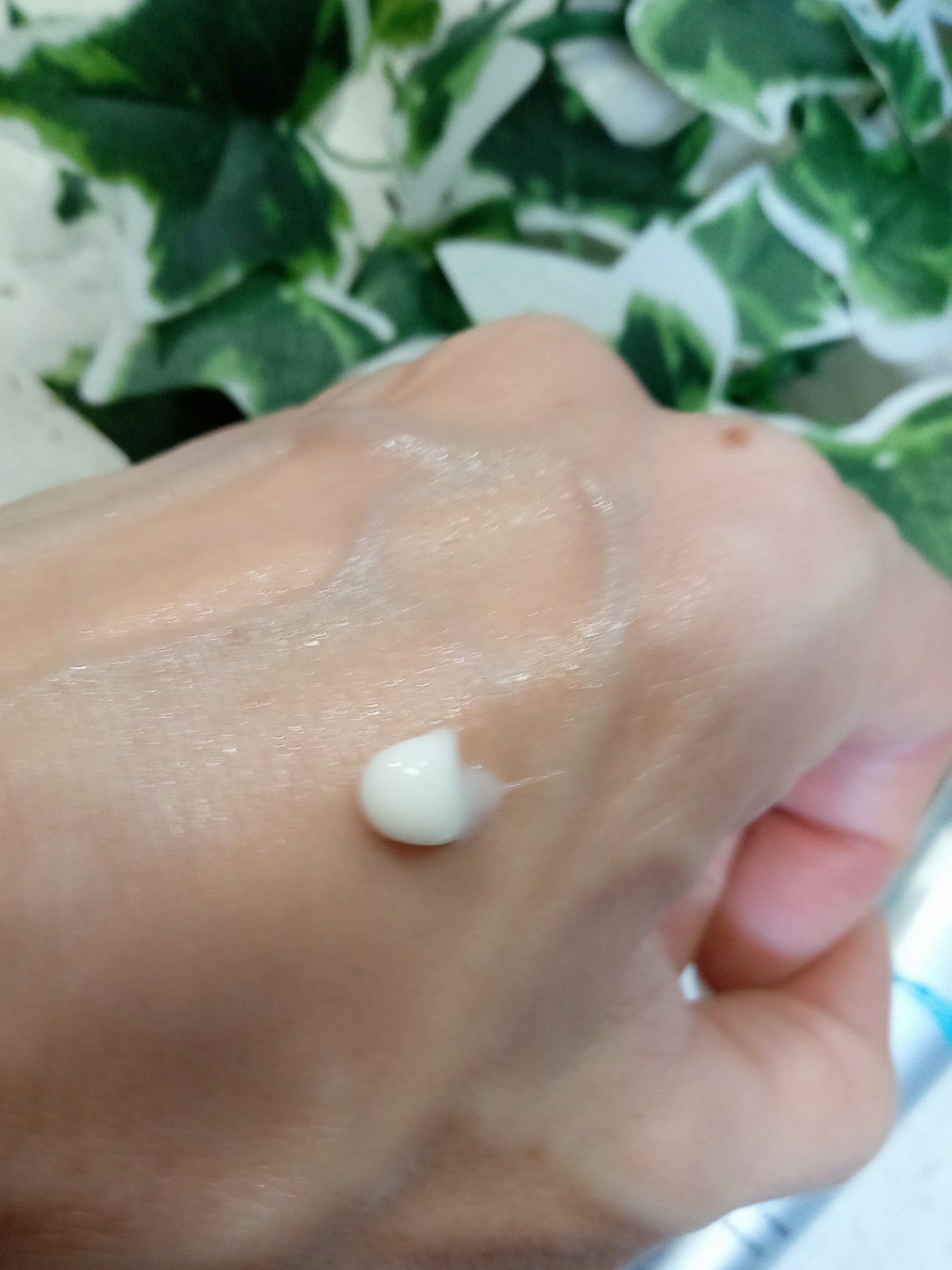 リペア&バランス マイルドアイクリーム/Repair&Balance/アイケア・アイクリームを使ったクチコミ(2枚目)