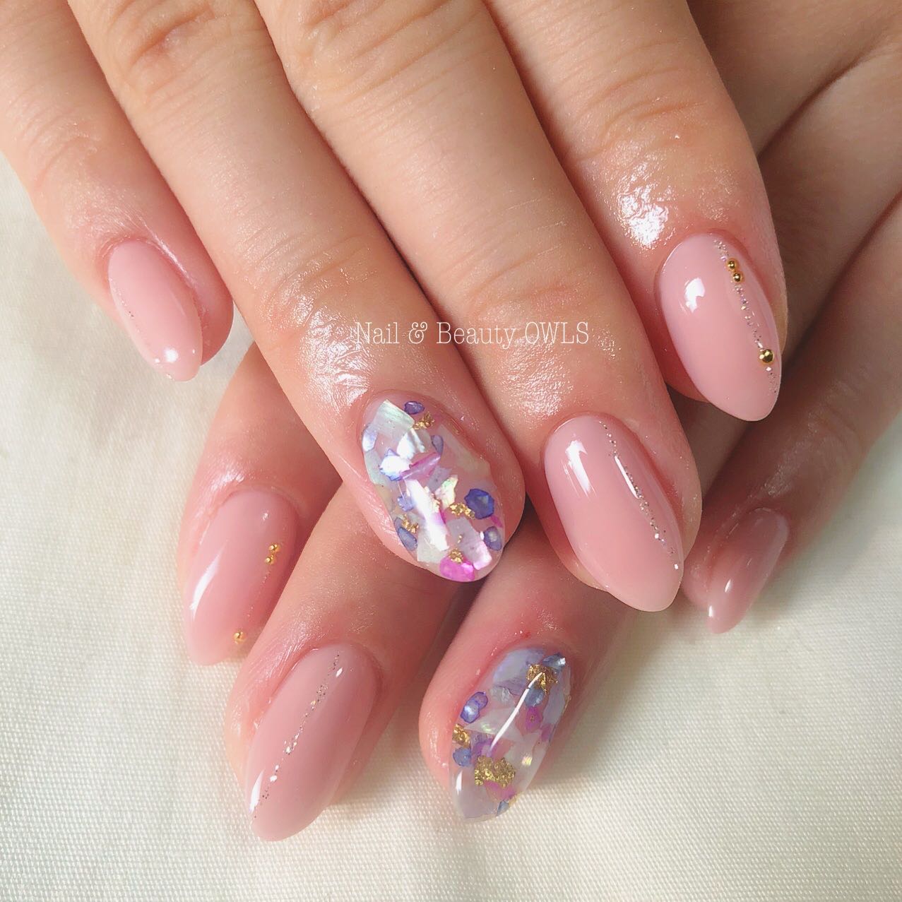 #シェルネイル,#カラフルネイル,#ワンカラーネイル,#フレンチネイル,#個性的ネイル,#個性派ネイル,#シンプルネイルのネイルデザイン