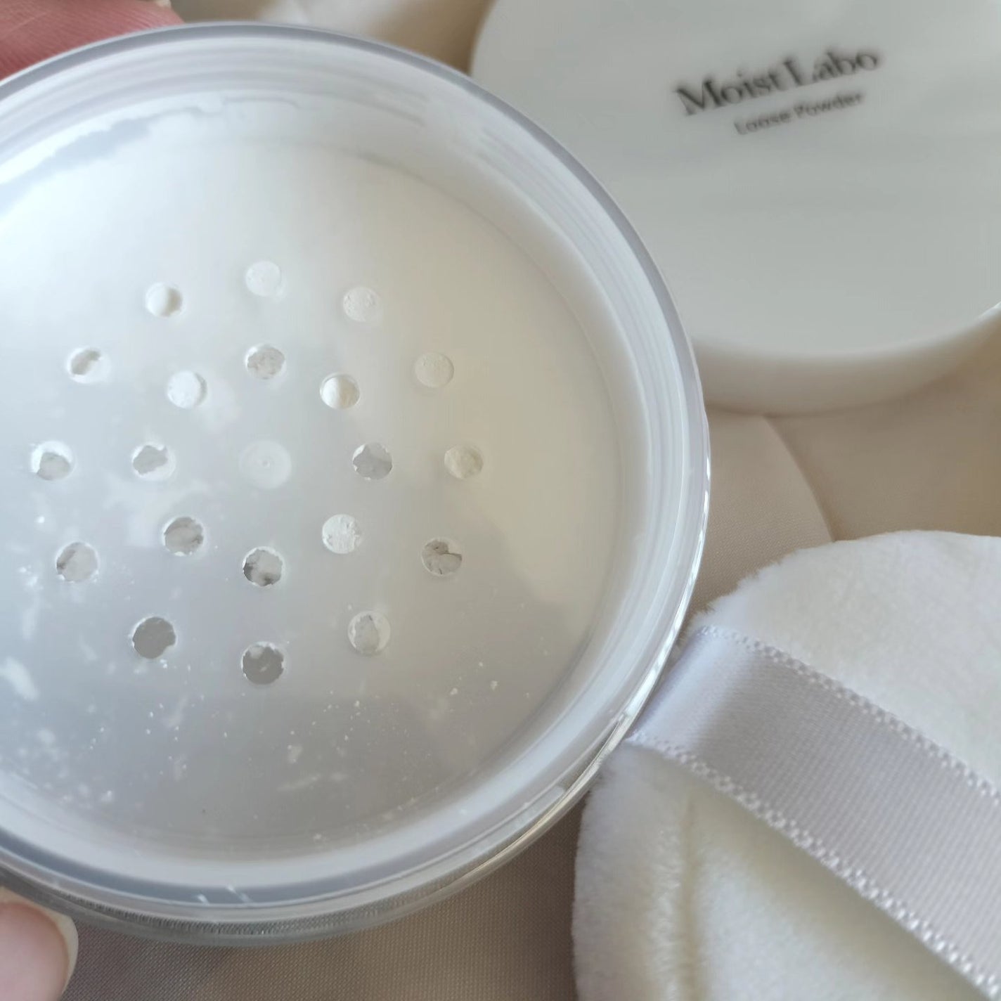 ルースパウダー<テカリ防止タイプ>/Moist Labo/ルースパウダーを使ったクチコミ(2枚目)