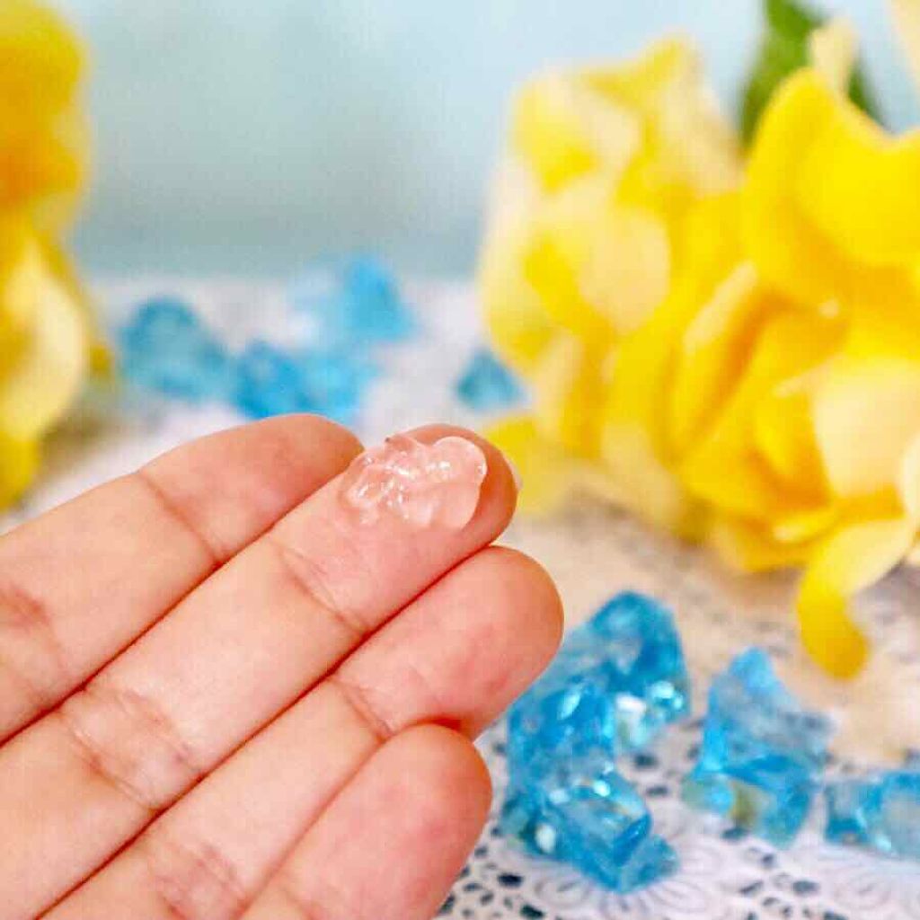 野本愛 on LIPS 「最近使い始めた冷蔵庫で冷やして使うニッピコラーゲンの美容液「ス..」(2枚目)