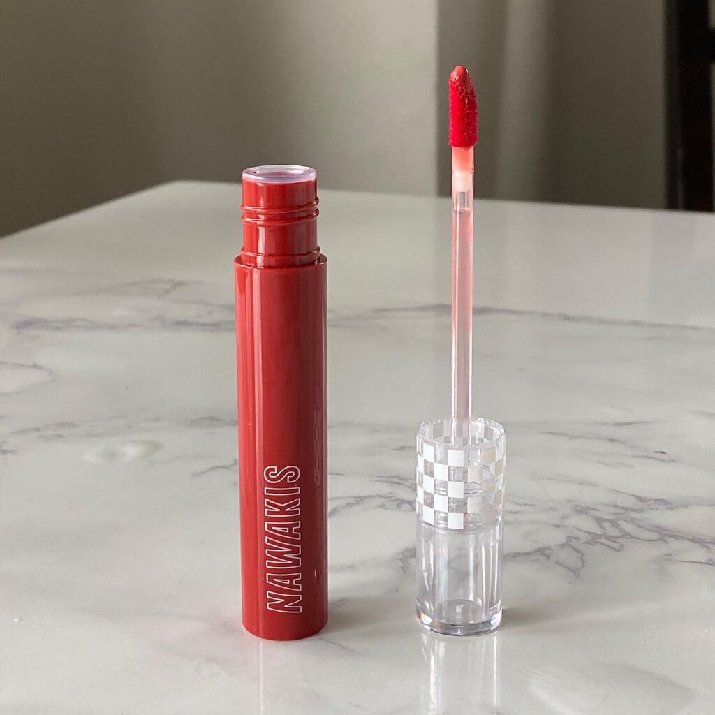 NAWAKIS MOISTY AURA TINT 01 WOOA ROSE/NAWAKIS/口紅を使ったクチコミ（3枚目）