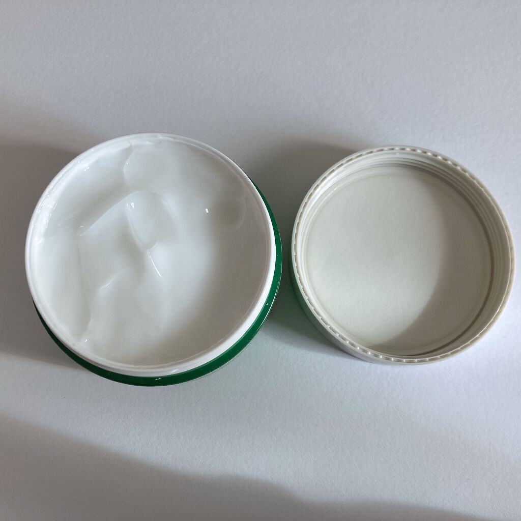 innisfree アロエバイタル　スリーピングパックのクチコミ「
ガサガサな冬のお肌にピッタリ！
アロエ スリーピングパック 

【使った商品】
    in.....」（3枚目）