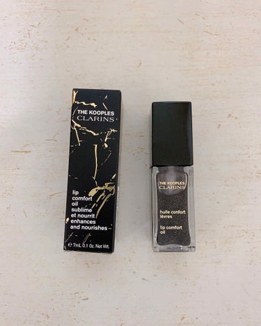 CLARINS /  lip comfort oil 10 dark stone

：10月18日(金)数量限定発売 THE KOOPLES × CLARINSコラボ　つけると深みのあるプラム色に変化🍇