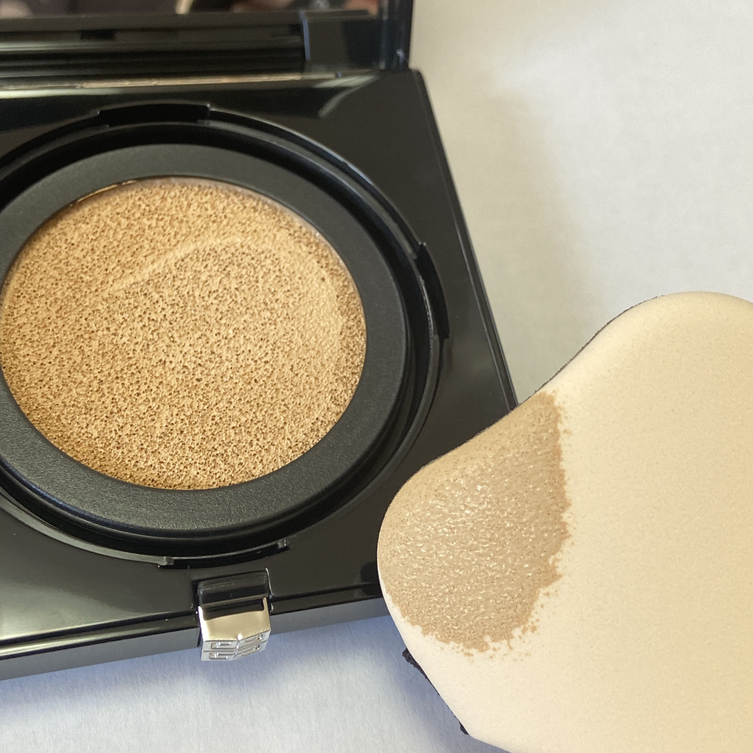 プリズム・リーブル/GIVENCHY/ルースパウダーを使ったクチコミ（3枚目）