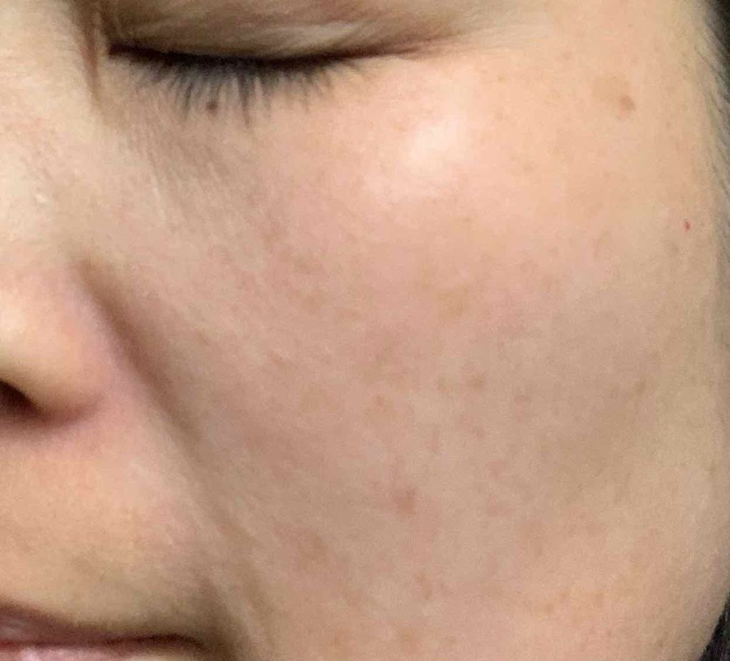 ホワイトニングトーンアップエッセンス/スノービューティー/化粧下地を使ったクチコミ（3枚目）