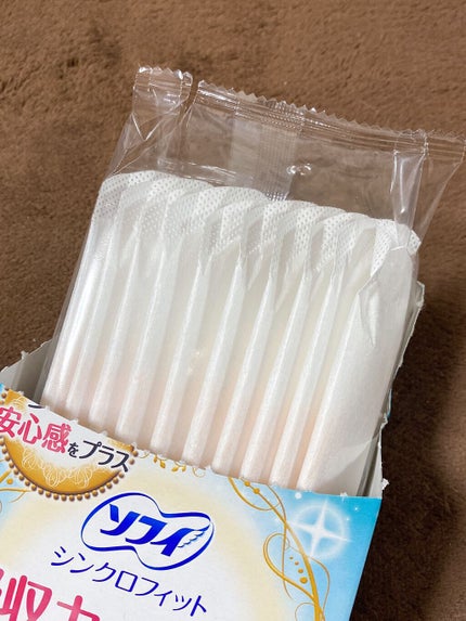 ソフィ シンクロフィット 多い日の昼用/ソフィ/ナプキンを使ったクチコミ(2枚目)