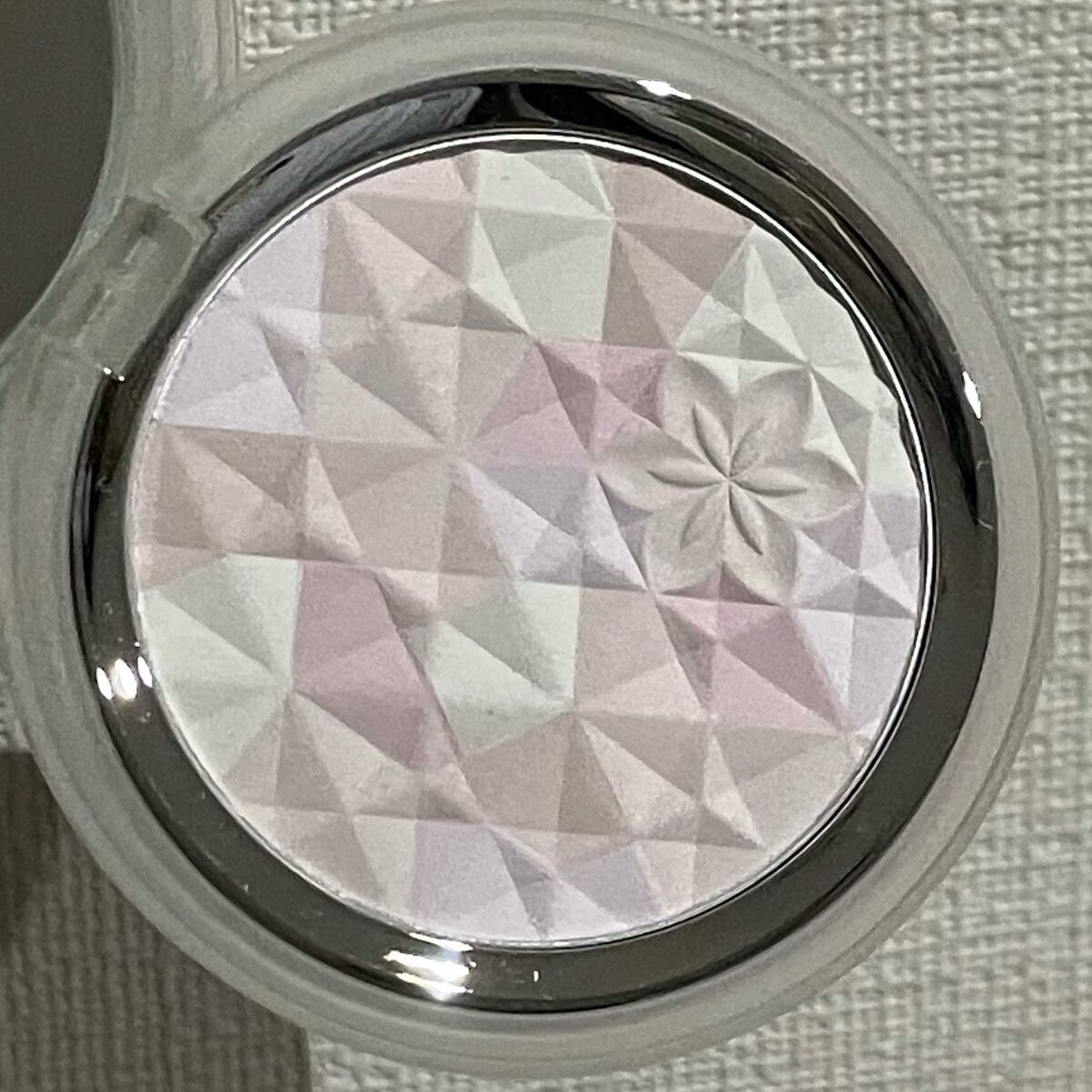 ＡＱ　オーラ リフレクター/DECORTÉ/プレストパウダーを使ったクチコミ（3枚目）