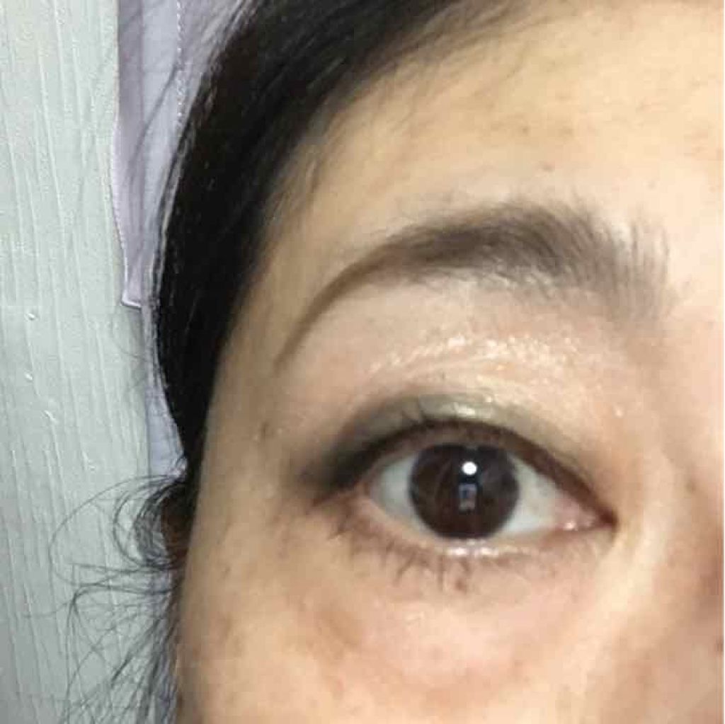 オンブル プルミエール トップコート/CHANEL/単色アイシャドウを使ったクチコミ（2枚目）