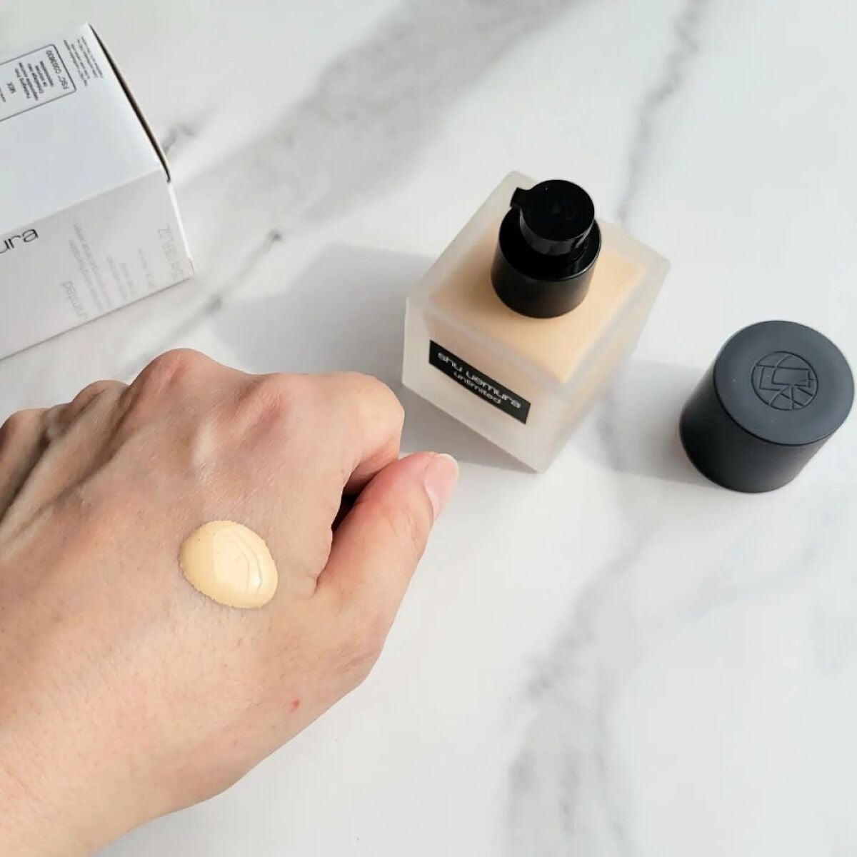 (旧)アンリミテッド ラスティング フルイド/shu uemura/リキッドファンデーションを使ったクチコミ(2枚目)