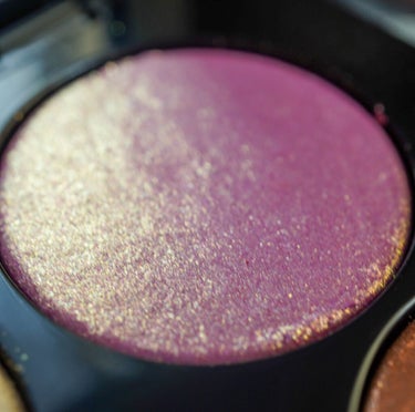 BLITZ ASTRAL QUAD RITUALISTIC ROSE/PAT McGRATH LABS/アイシャドウパレットを使ったクチコミ（3枚目）