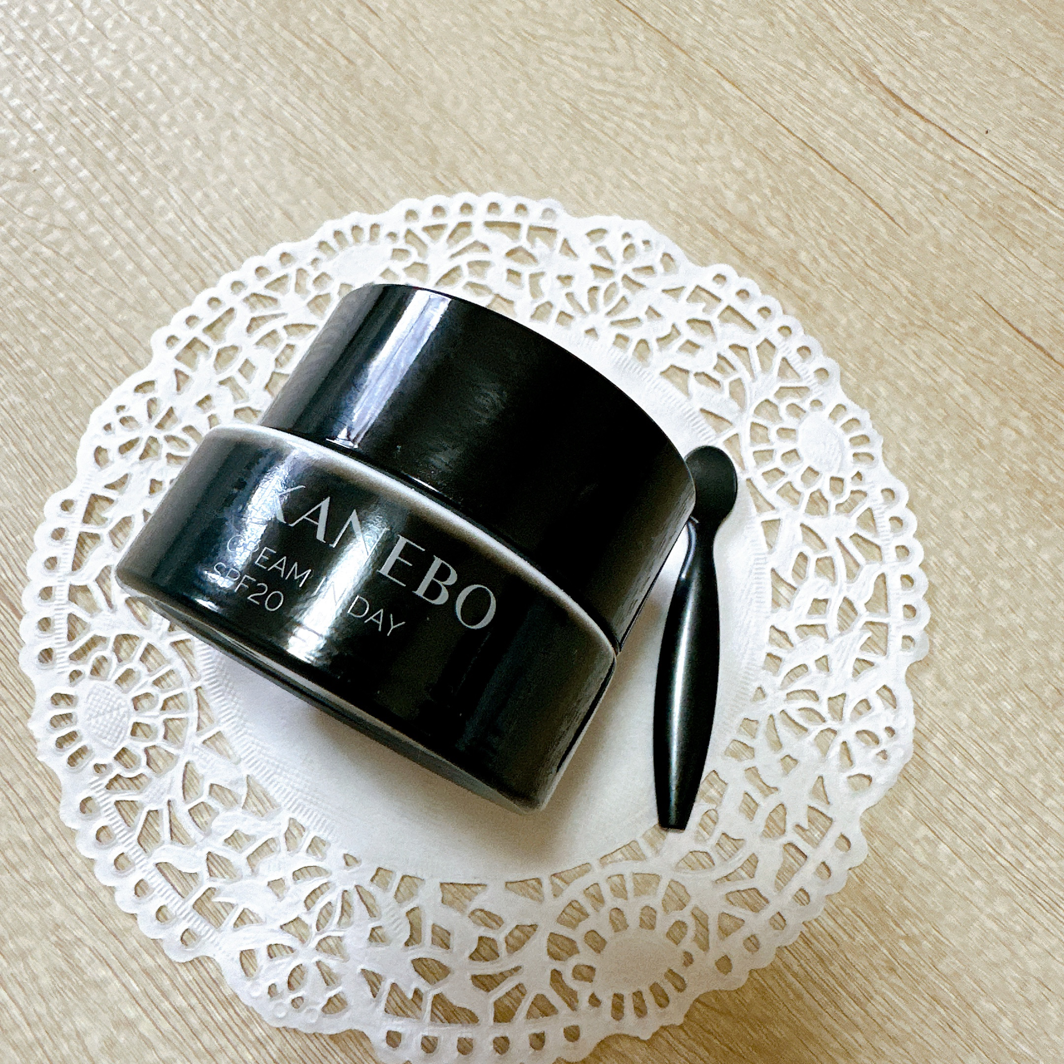 クリーム　イン　デイ/KANEBO/フェイスクリームを使ったクチコミ（2枚目）